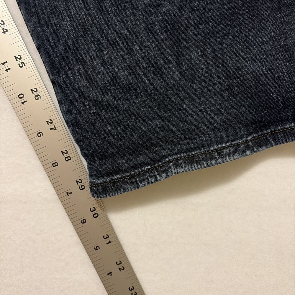 LEE EXTREME MOTION MVP ATHLETIC FIT TAPERED LEG JEANS; 42X30 Dark Wash - Picture 6 of 8
